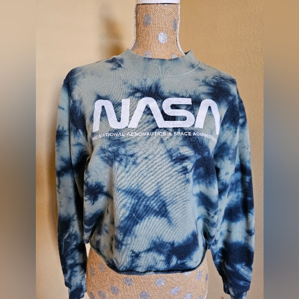 Nasa Tie Dye Cropped Sweatshirt Large